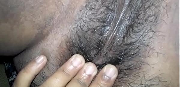  indian hairy pussy rubbing herself masterbate